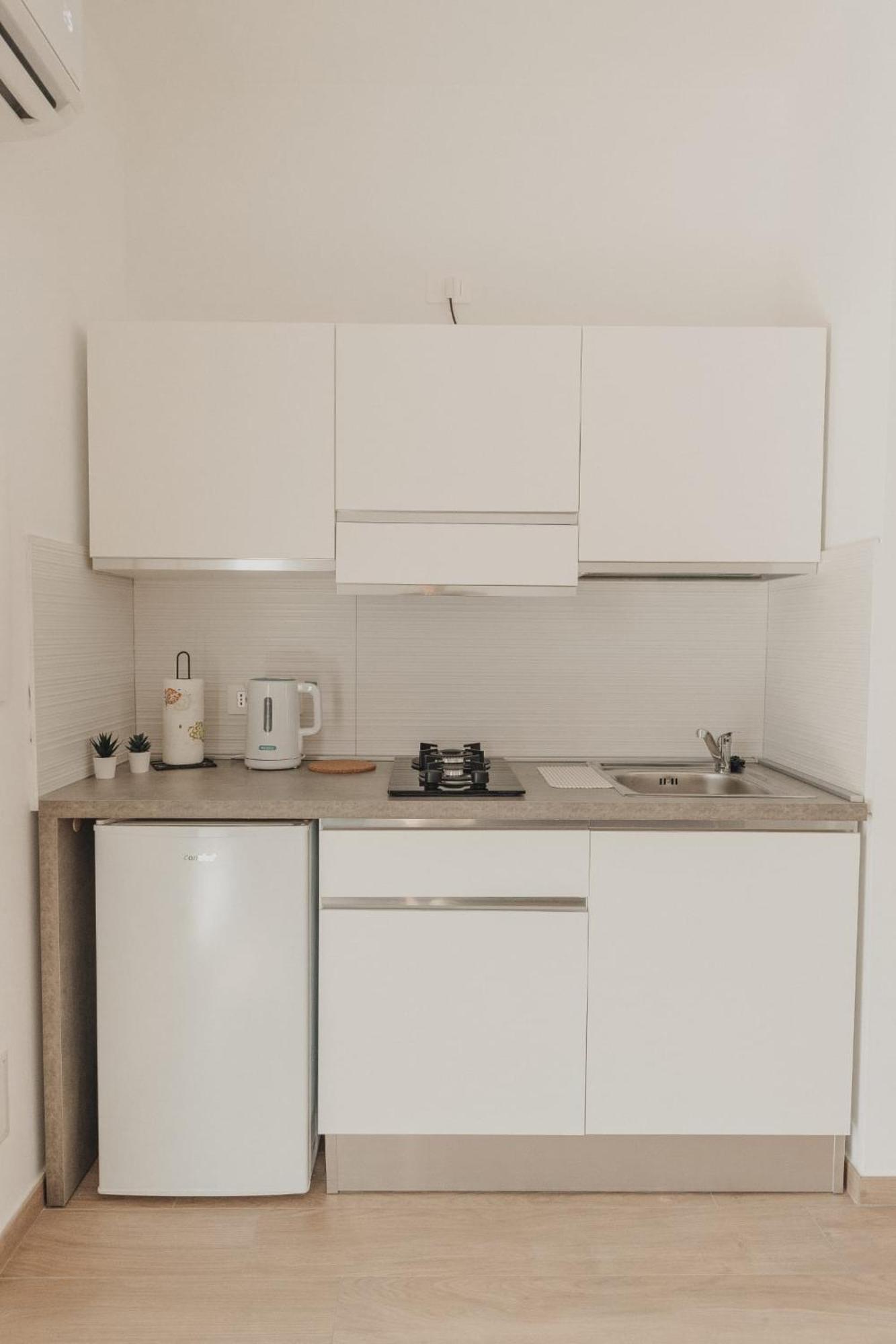 Bedda Apartment Чефалу Екстериор снимка